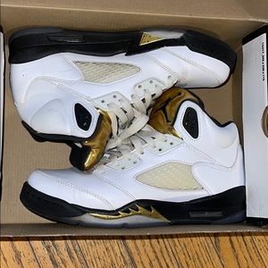 Jordan 5 Retro boys size 6